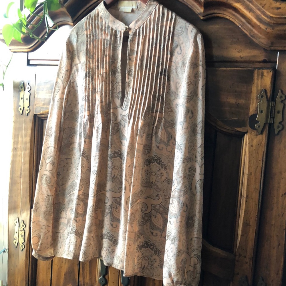 Beautiful sexy blouse 👚Michael Kors